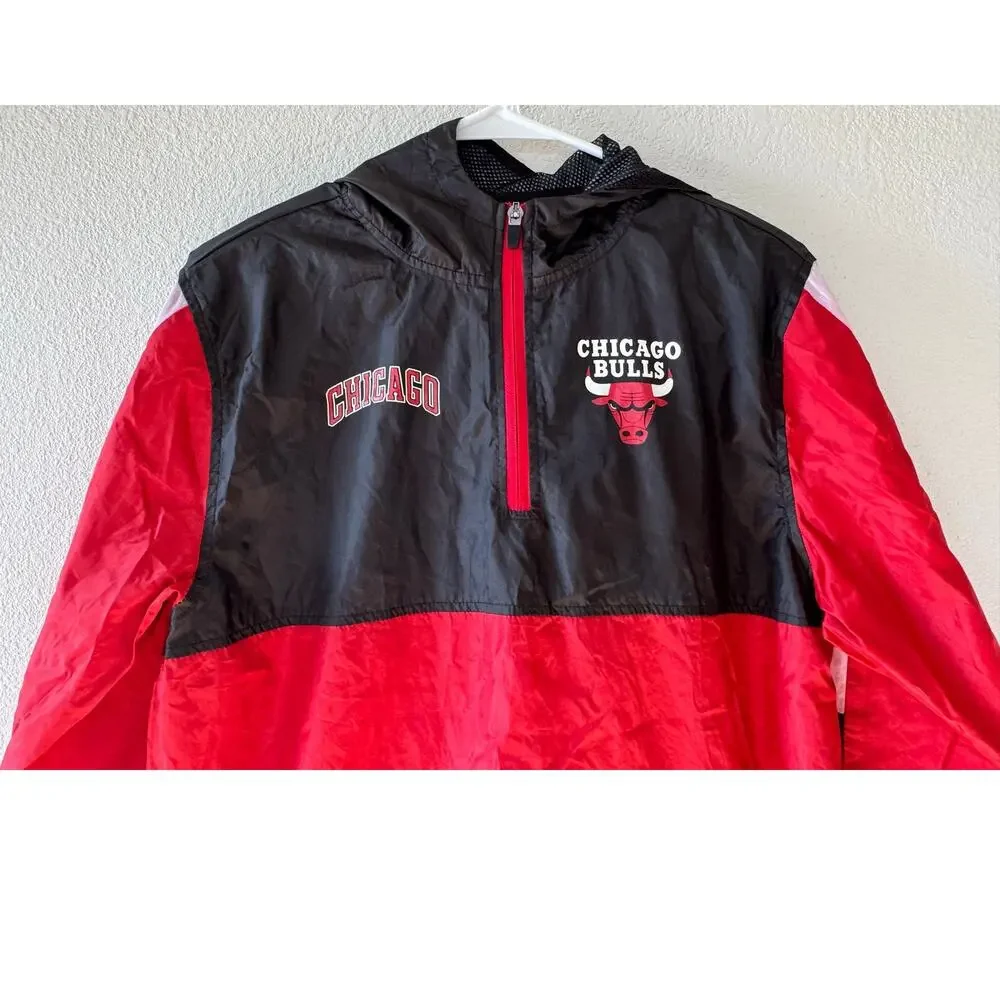Chicago Bulls NBA Youth XL 18-20 Hooded Windbreaker Jacket Red Black Pullover